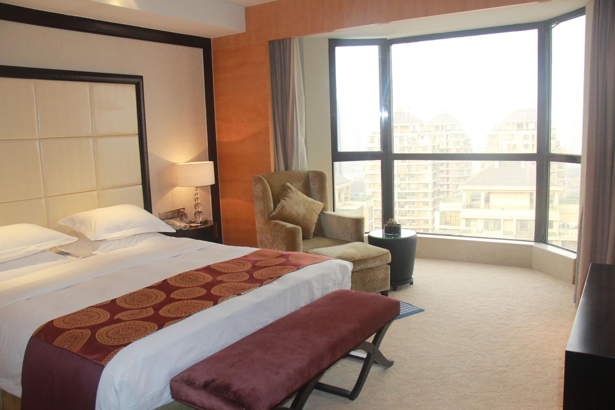 Weifang Ramada Plaza Hotel Exterior foto
